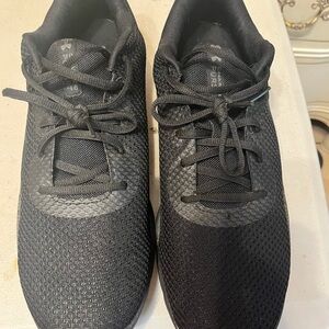 Under Armour Black Athletic Shoes with Breathable Mesh